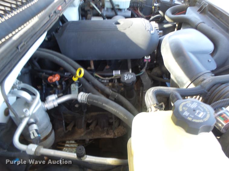 image for item DB5845 2005 Chevrolet Silverado 2500HD LS pickup truck