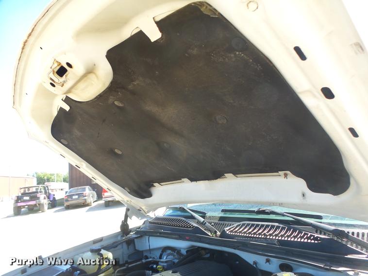 image for item DB5845 2005 Chevrolet Silverado 2500HD LS pickup truck