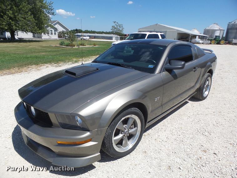 image for item DB5849 2005 Ford Mustang GT