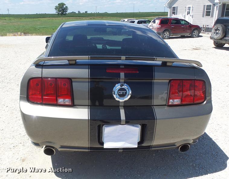 image for item DB5849 2005 Ford Mustang GT