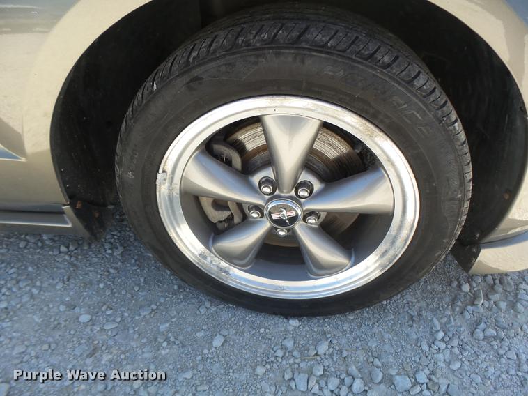 image for item DB5849 2005 Ford Mustang GT