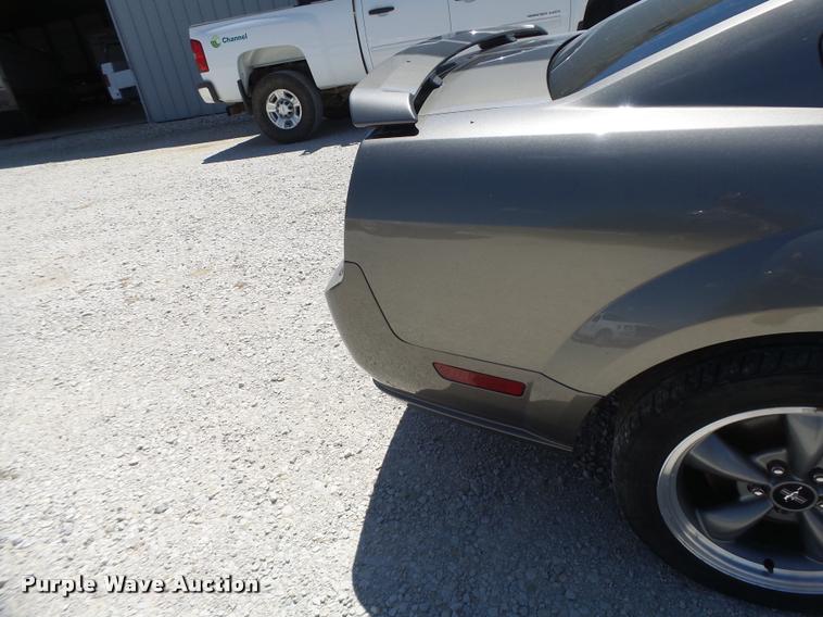 image for item DB5849 2005 Ford Mustang GT