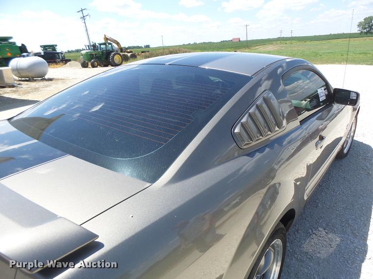 image for item DB5849 2005 Ford Mustang GT