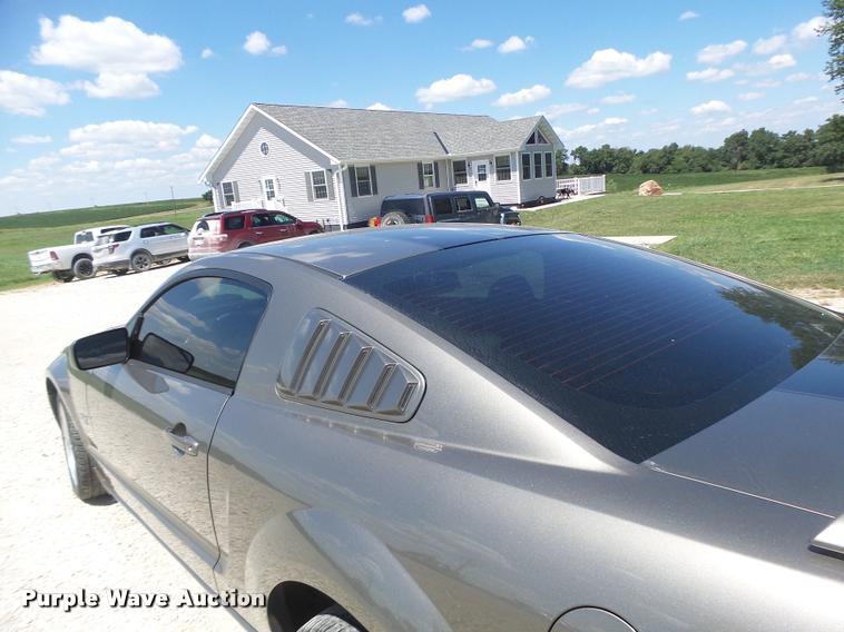 image for item DB5849 2005 Ford Mustang GT