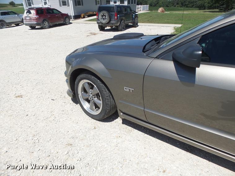 image for item DB5849 2005 Ford Mustang GT