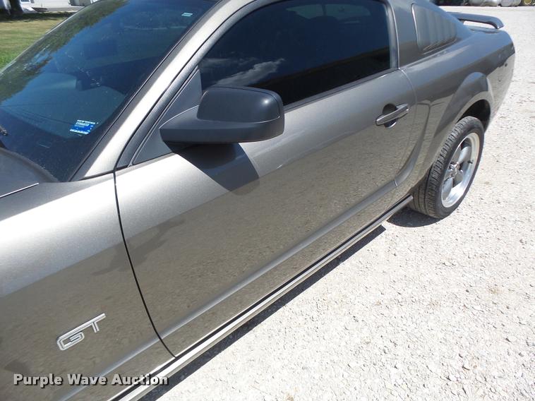 image for item DB5849 2005 Ford Mustang GT