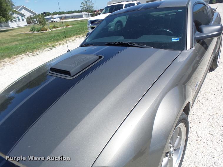 image for item DB5849 2005 Ford Mustang GT