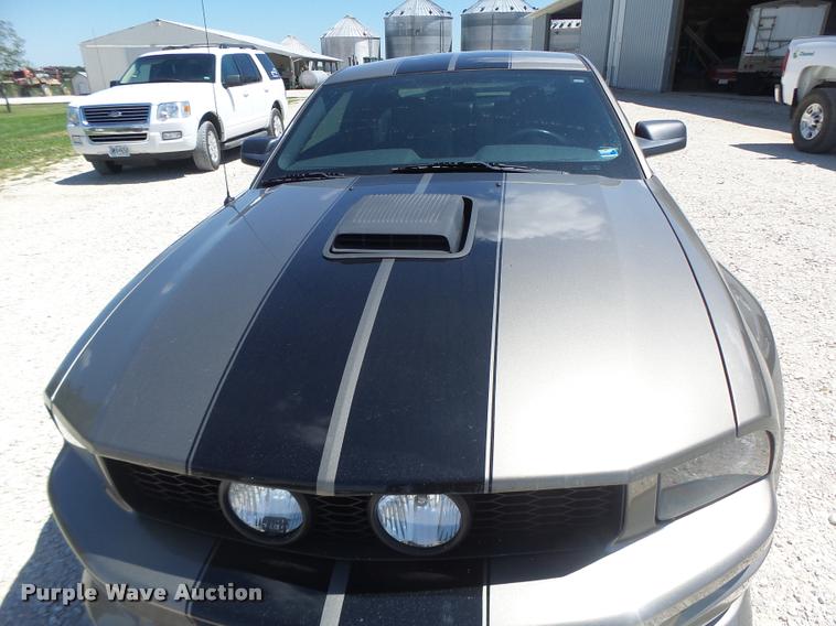 image for item DB5849 2005 Ford Mustang GT
