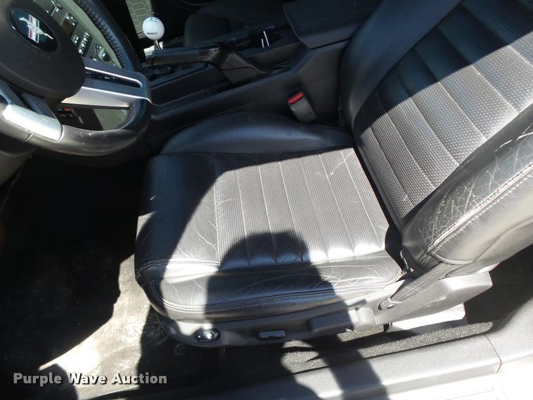 image for item DB5849 2005 Ford Mustang GT