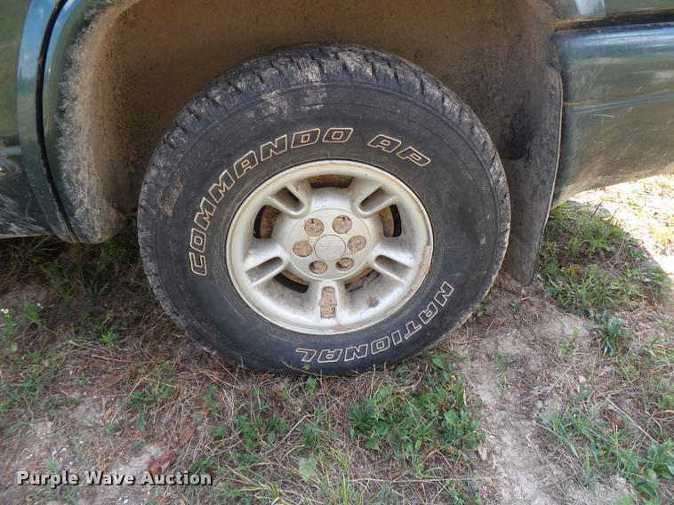 image for item DB7442 1998 Dodge Durango SUV