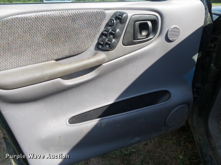 image for item DB7442 1998 Dodge Durango SUV