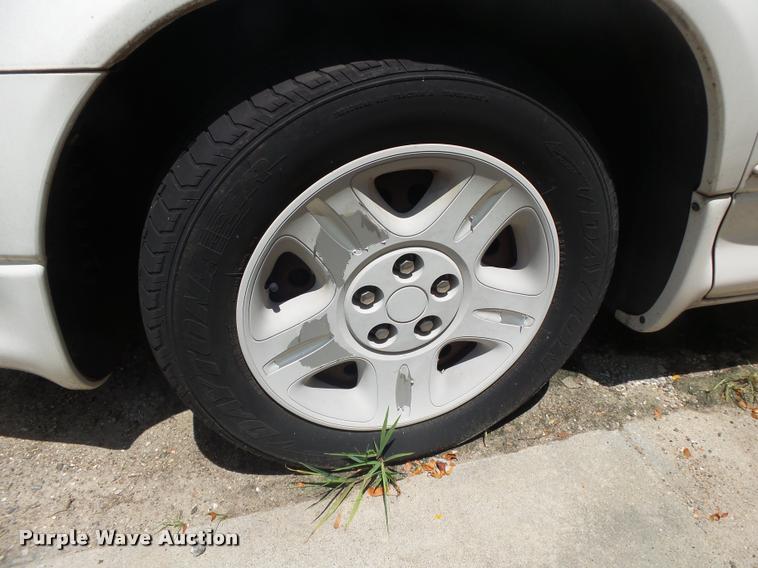 image for item DB7447 2002 Dodge Intrepid SE