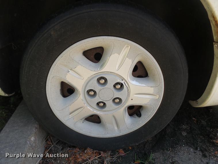 image for item DB7447 2002 Dodge Intrepid SE