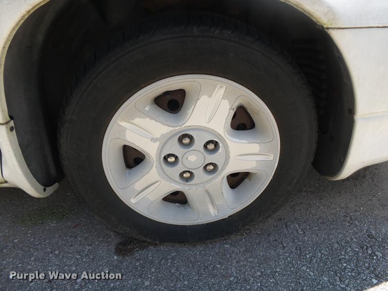 image for item DB7447 2002 Dodge Intrepid SE