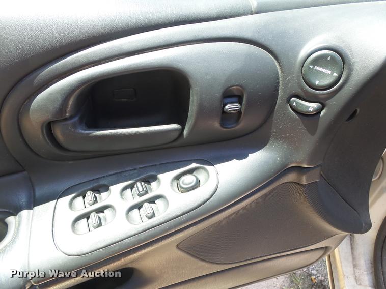 image for item DB7447 2002 Dodge Intrepid SE