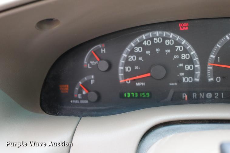 image for item DB9266 2002 Ford F150 XLT pickup truck