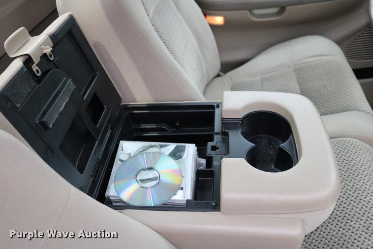 image for item DB9266 2002 Ford F150 XLT pickup truck