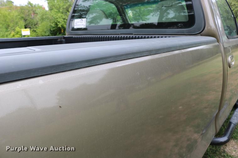 image for item DB9266 2002 Ford F150 XLT pickup truck