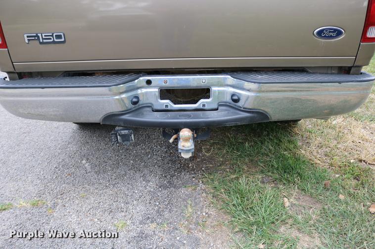 image for item DB9266 2002 Ford F150 XLT pickup truck