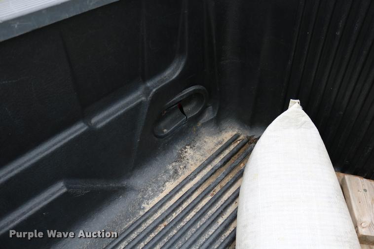 image for item DB9266 2002 Ford F150 XLT pickup truck