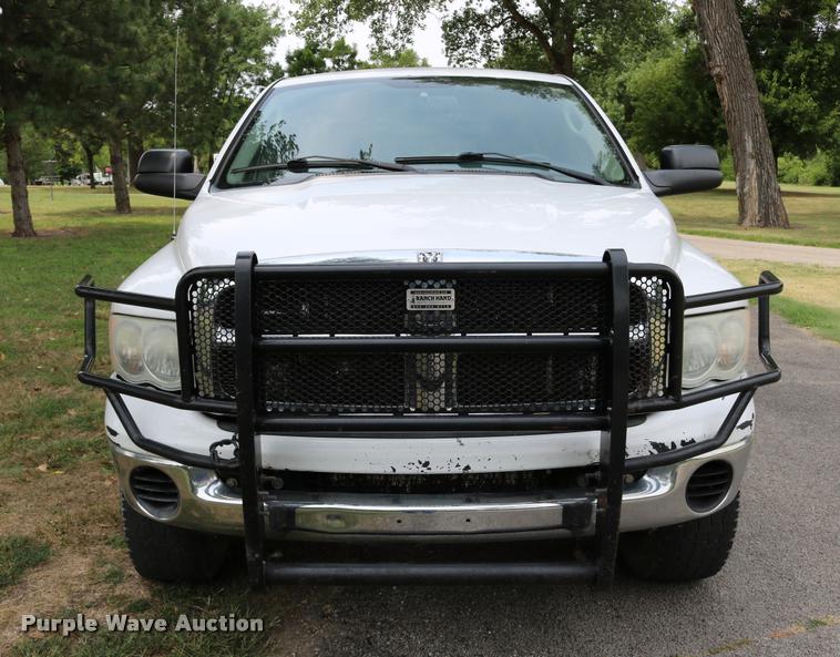 image for item DB9268 2004 Dodge Ram 2500 Quad Cab flatbed pickup truck