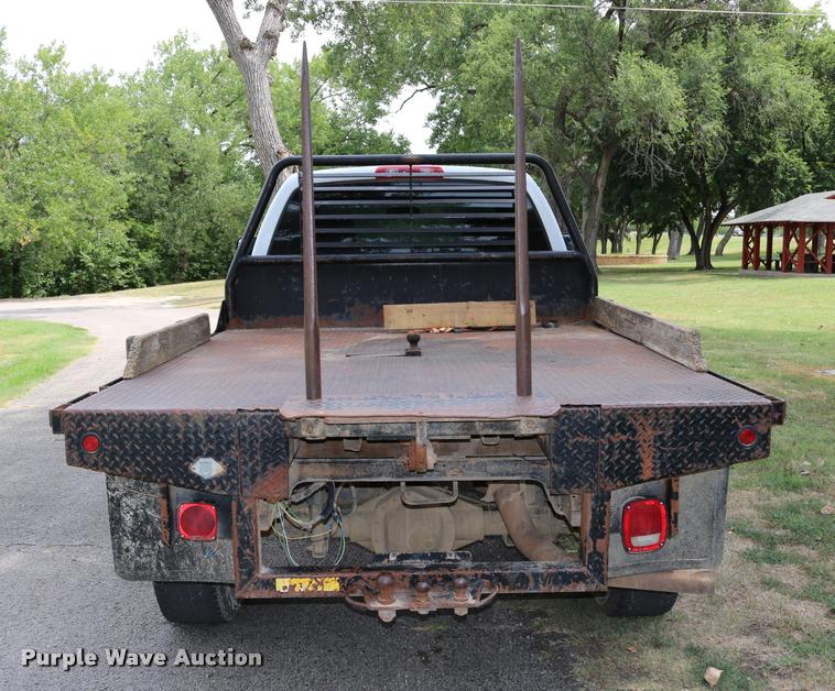 image for item DB9268 2004 Dodge Ram 2500 Quad Cab flatbed pickup truck