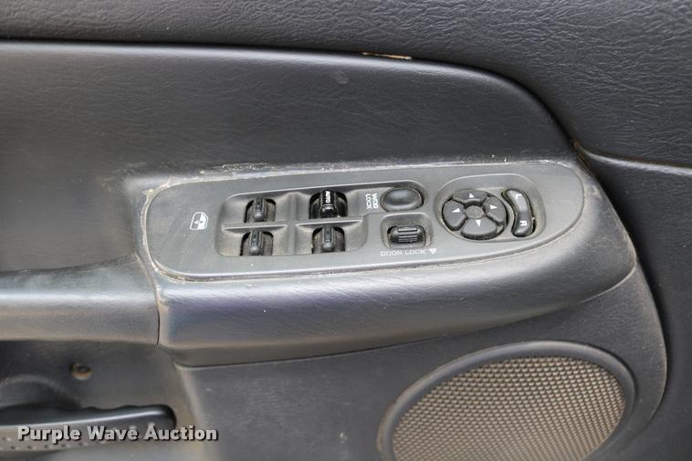 image for item DB9268 2004 Dodge Ram 2500 Quad Cab flatbed pickup truck