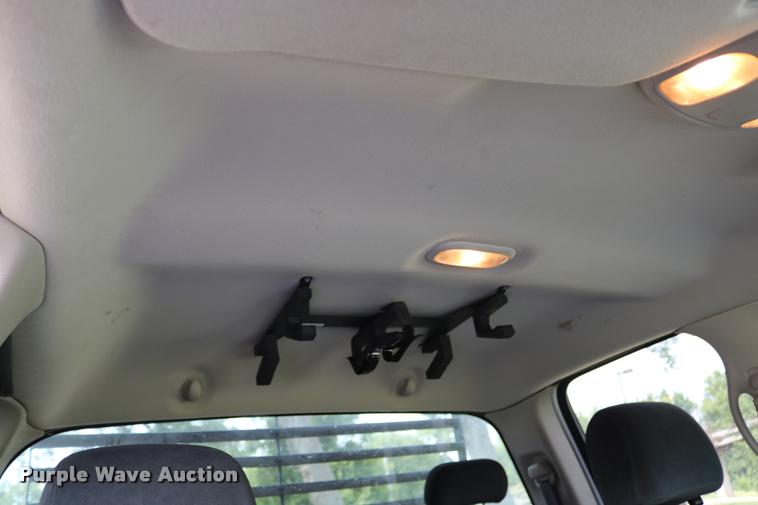 image for item DB9268 2004 Dodge Ram 2500 Quad Cab flatbed pickup truck