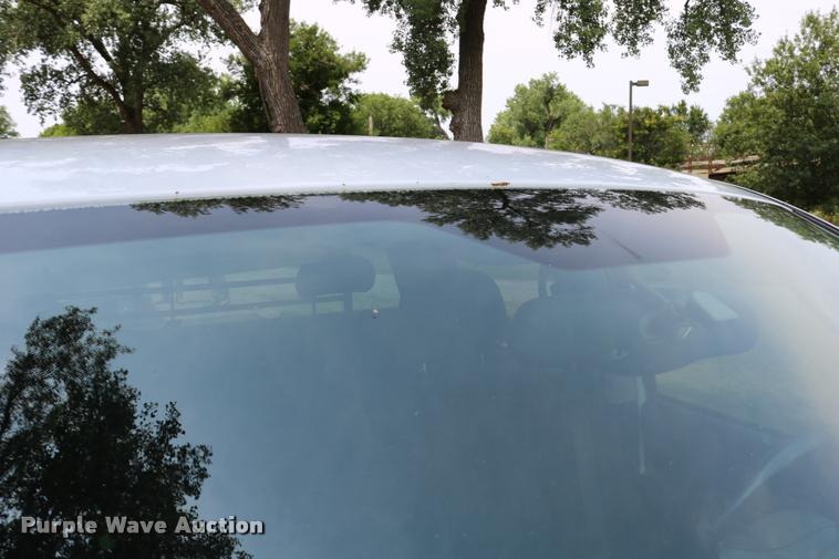 image for item DB9268 2004 Dodge Ram 2500 Quad Cab flatbed pickup truck