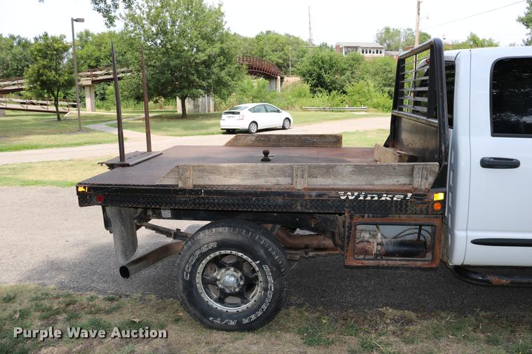 image for item DB9268 2004 Dodge Ram 2500 Quad Cab flatbed pickup truck
