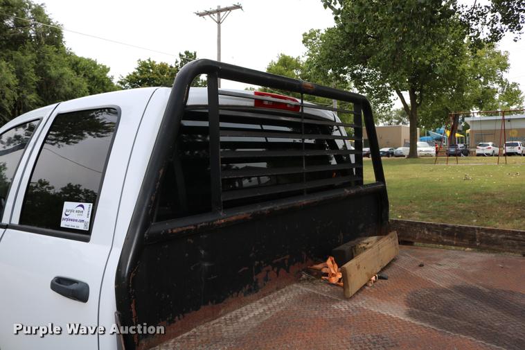 image for item DB9268 2004 Dodge Ram 2500 Quad Cab flatbed pickup truck