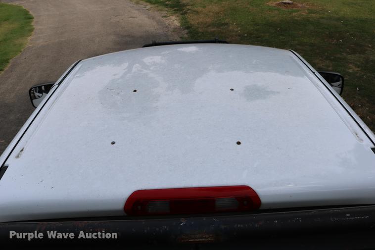 image for item DB9268 2004 Dodge Ram 2500 Quad Cab flatbed pickup truck