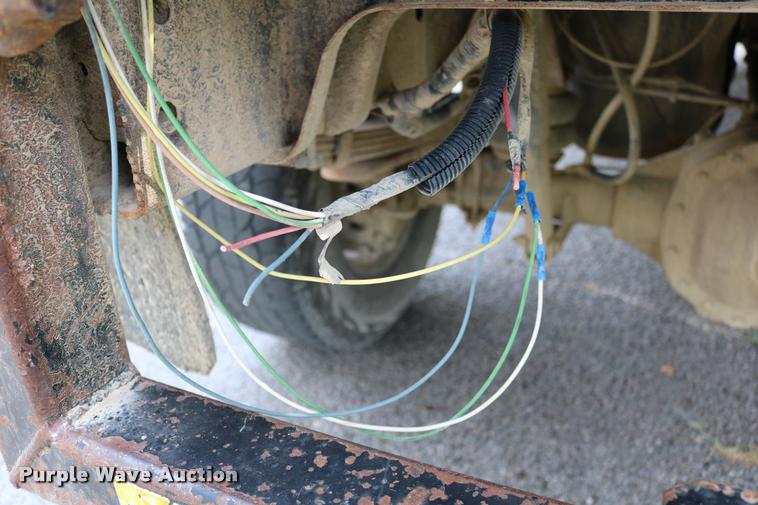 image for item DB9268 2004 Dodge Ram 2500 Quad Cab flatbed pickup truck