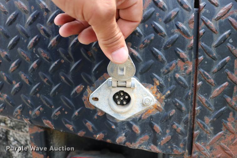 image for item DB9268 2004 Dodge Ram 2500 Quad Cab flatbed pickup truck