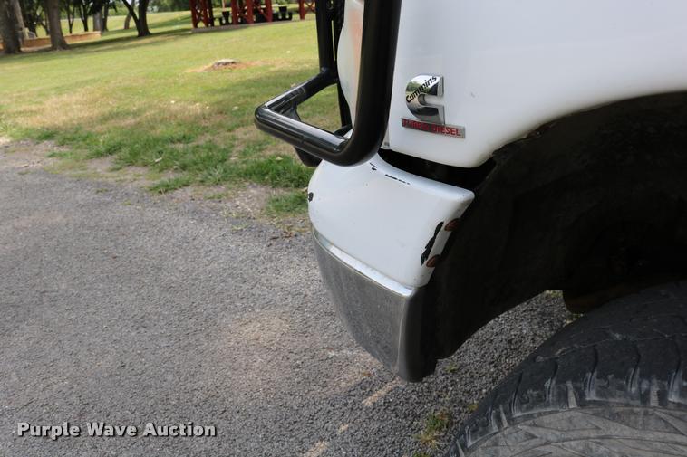 image for item DB9268 2004 Dodge Ram 2500 Quad Cab flatbed pickup truck