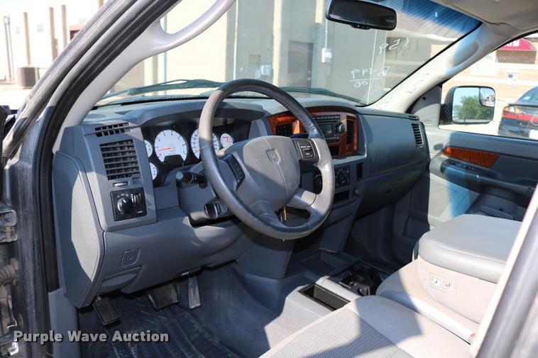 image for item DB9276 2006 Dodge Ram 2500 Mega Cab pickup truck