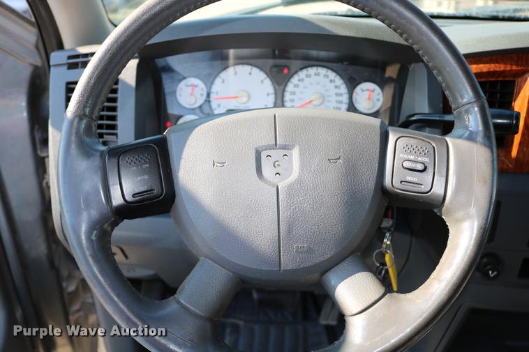 image for item DB9276 2006 Dodge Ram 2500 Mega Cab pickup truck