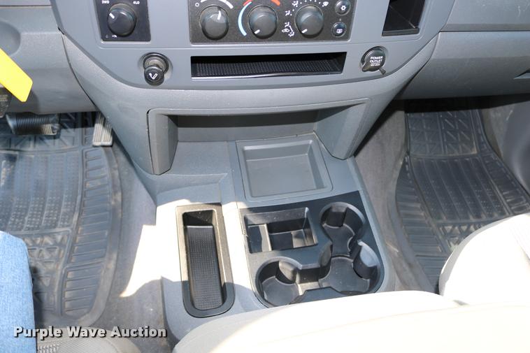 image for item DB9276 2006 Dodge Ram 2500 Mega Cab pickup truck