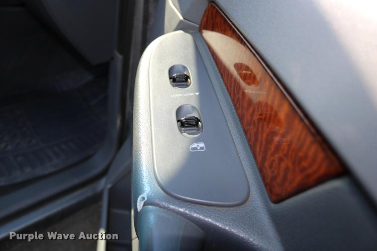 image for item DB9276 2006 Dodge Ram 2500 Mega Cab pickup truck