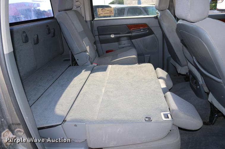 image for item DB9276 2006 Dodge Ram 2500 Mega Cab pickup truck