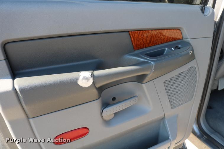 image for item DB9276 2006 Dodge Ram 2500 Mega Cab pickup truck