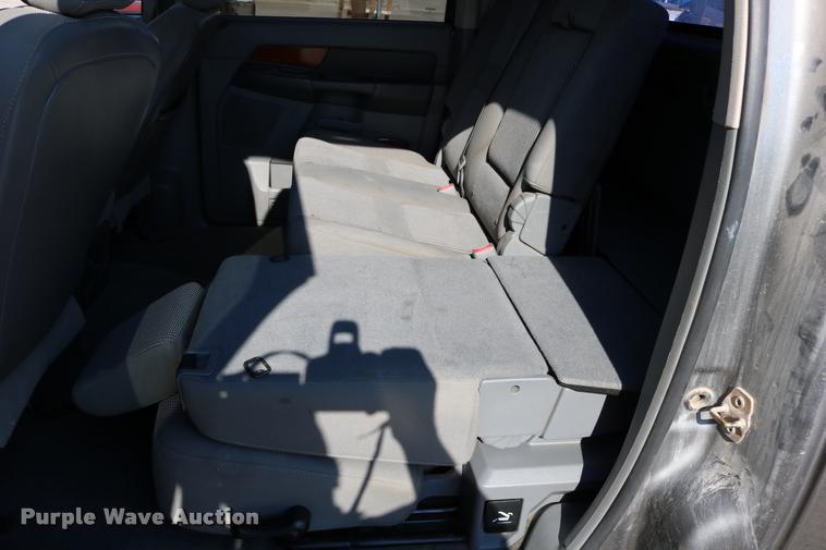 image for item DB9276 2006 Dodge Ram 2500 Mega Cab pickup truck