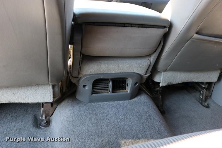 image for item DB9276 2006 Dodge Ram 2500 Mega Cab pickup truck