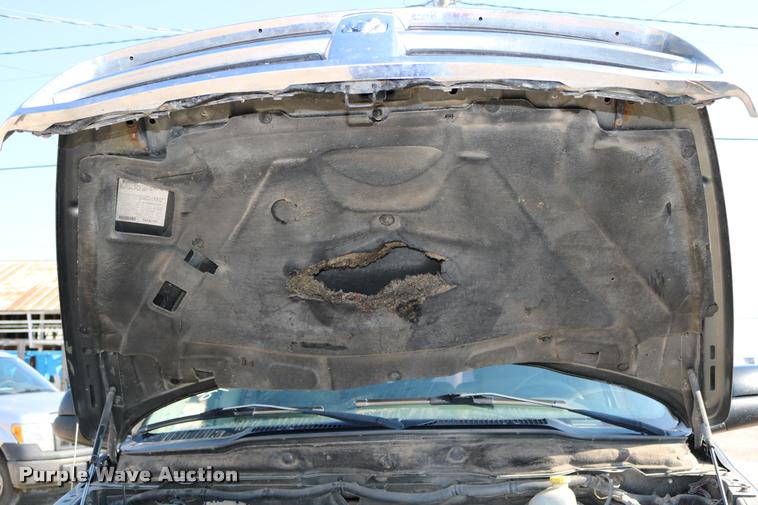 image for item DB9276 2006 Dodge Ram 2500 Mega Cab pickup truck