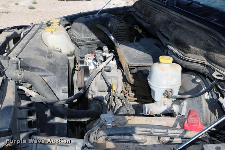 image for item DB9276 2006 Dodge Ram 2500 Mega Cab pickup truck