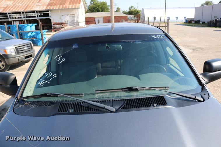 image for item DB9276 2006 Dodge Ram 2500 Mega Cab pickup truck