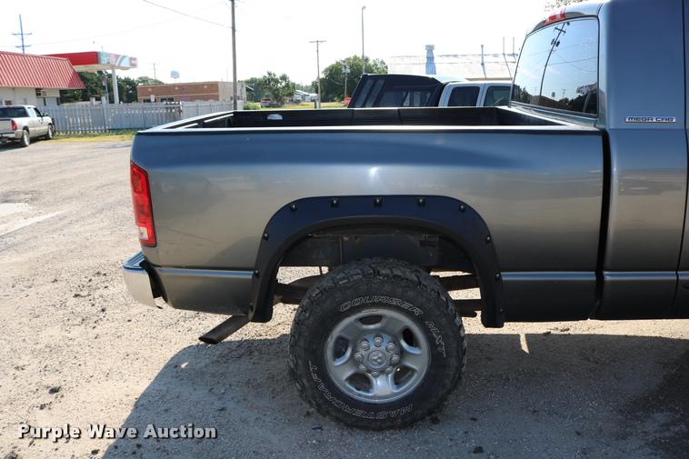 image for item DB9276 2006 Dodge Ram 2500 Mega Cab pickup truck