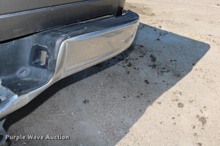 image for item DB9276 2006 Dodge Ram 2500 Mega Cab pickup truck