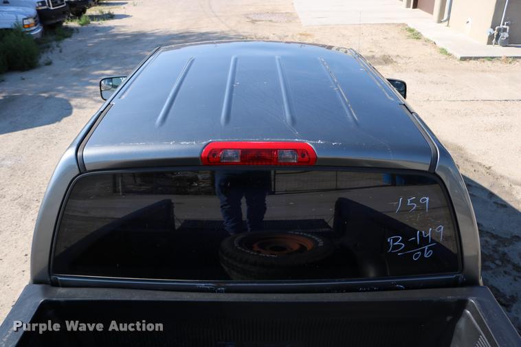 image for item DB9276 2006 Dodge Ram 2500 Mega Cab pickup truck