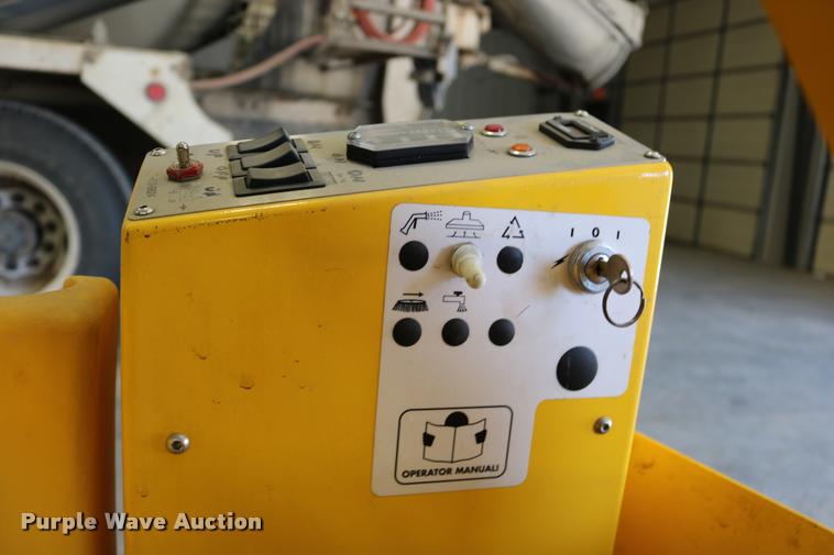 image for item DB9313 Tomcat 29 floor machine